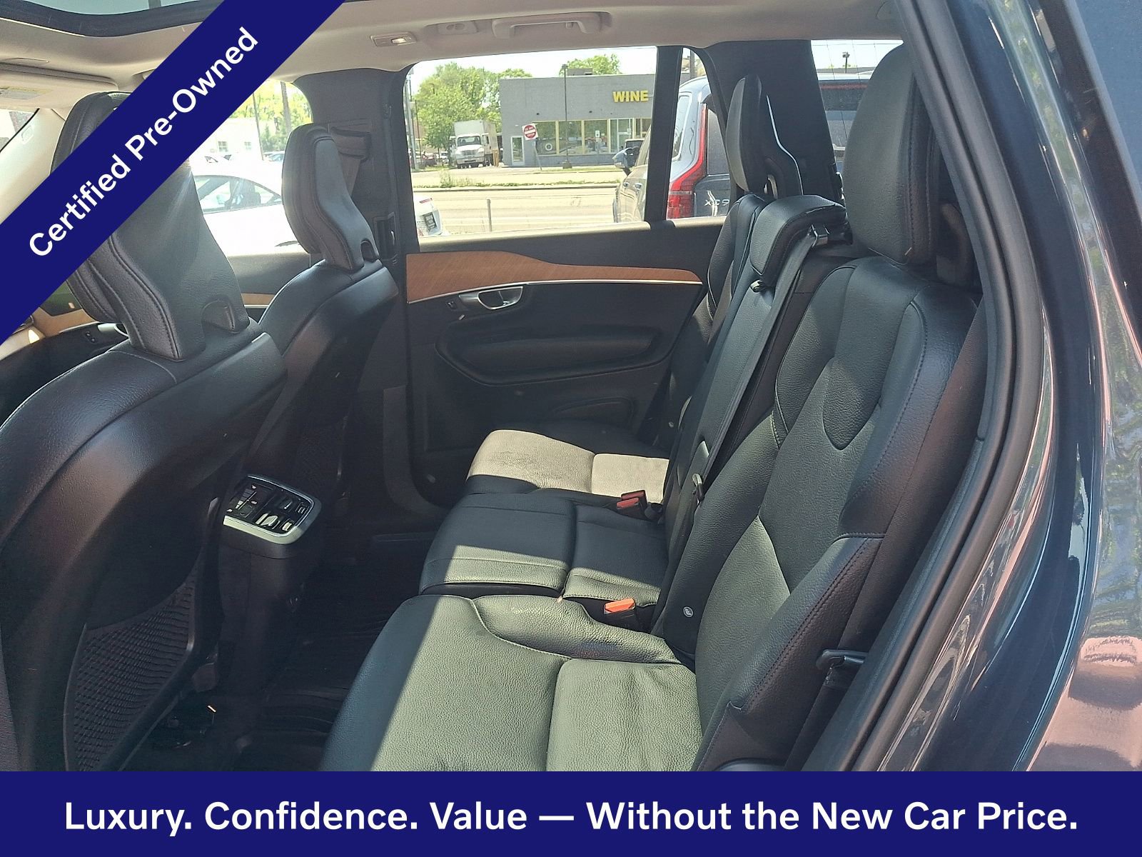 Certified 2023 Volvo XC90 B5 Plus w/ Protection Package Premier AWD/4WD image 11