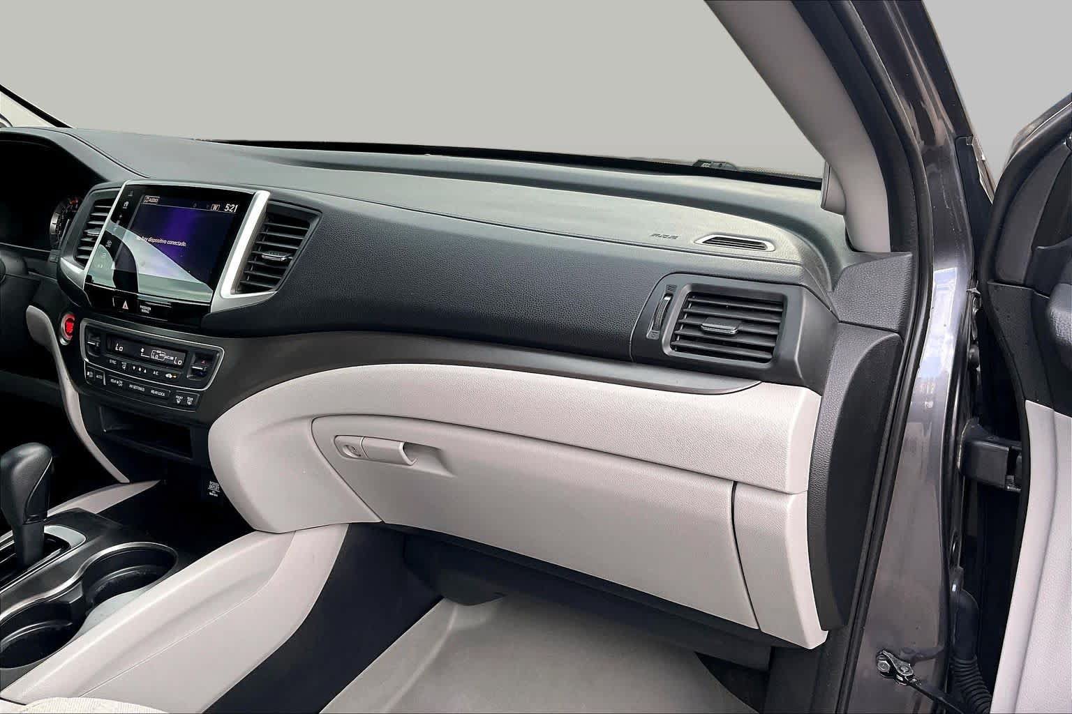 Used 2017 Honda Pilot EX image 18