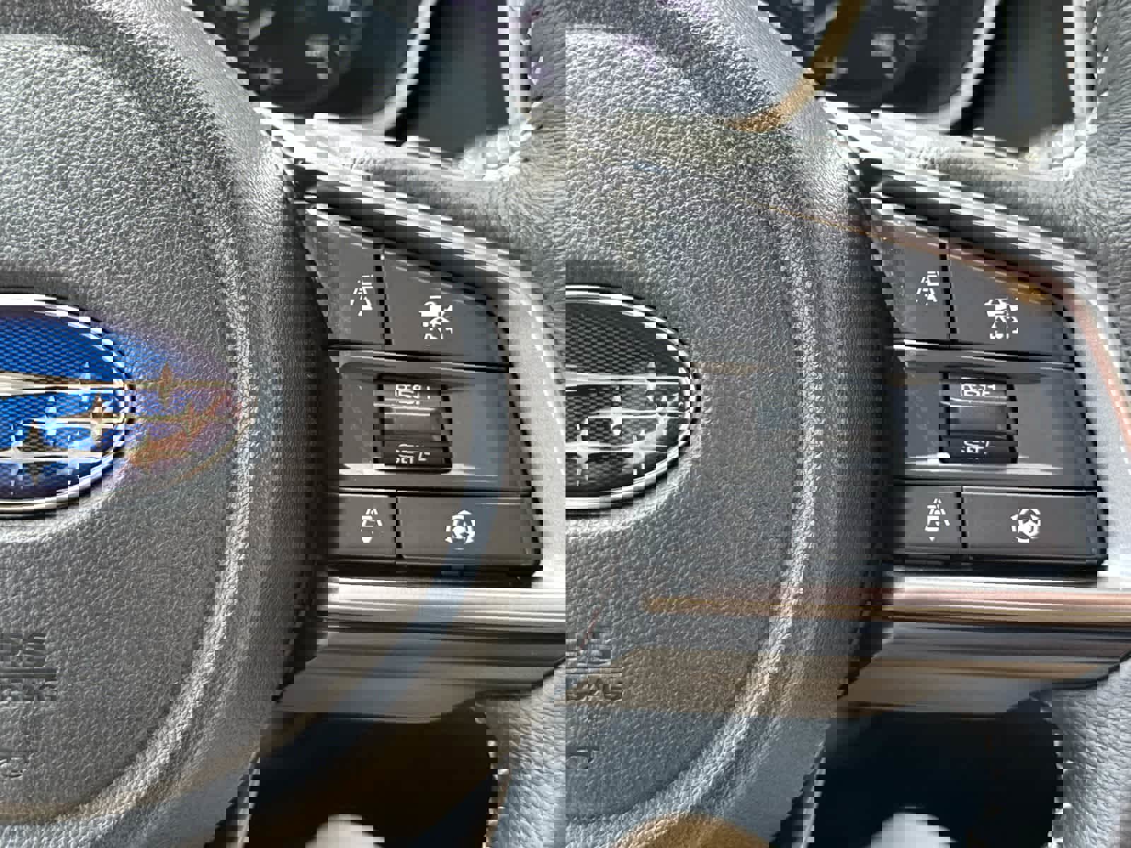 Certified 2025 Subaru Ascent Premium image 18