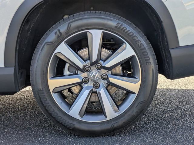 Used 2025 Honda Pilot Elite image 12