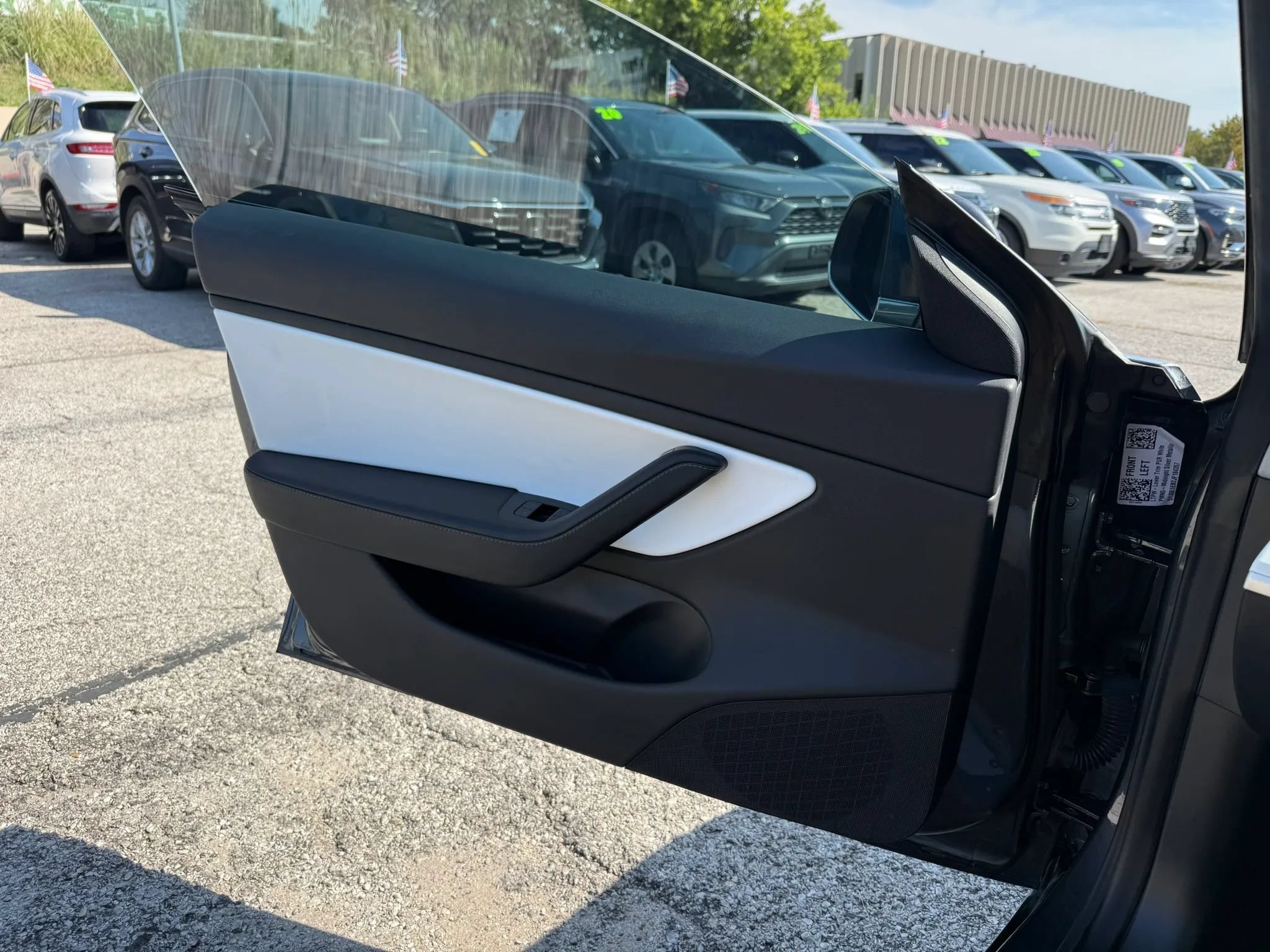 Used 2018 Tesla Model 3 Long Range AWD/4WD image 22
