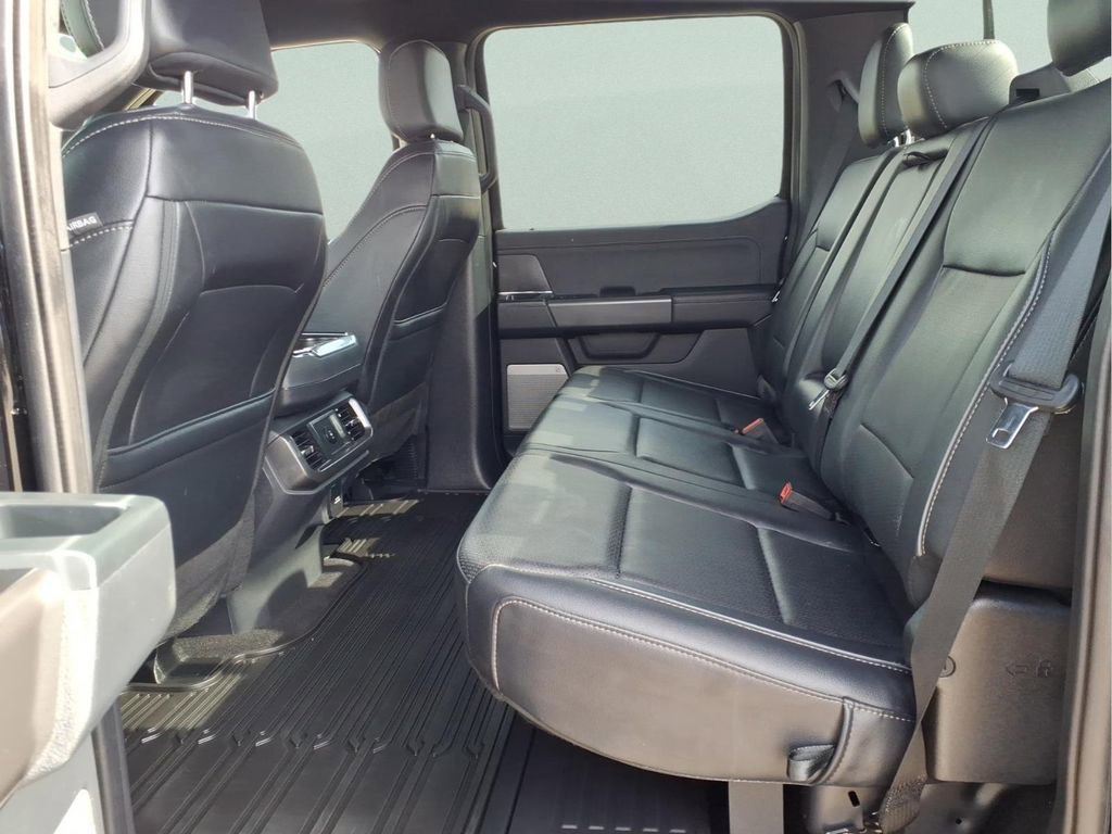 Used 2025 Ford F150 Lariat w/ Equipment Group 501A Mid image 22