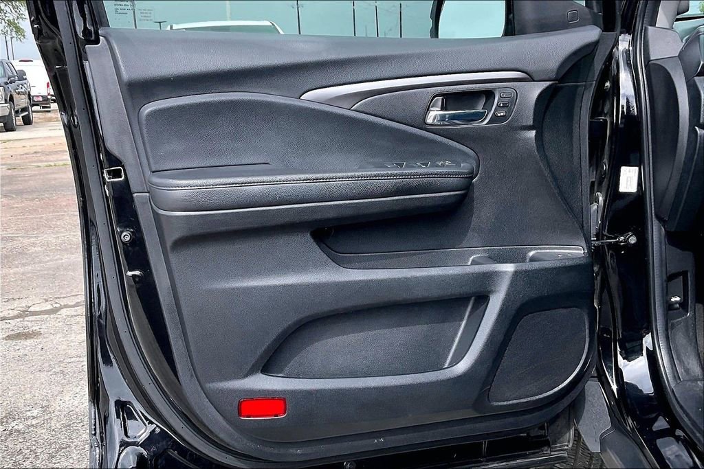 Used 2022 Honda Pilot Special Edition image 17