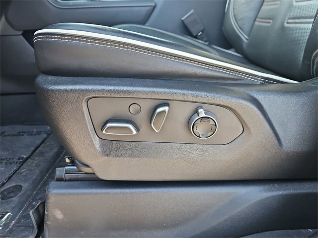 Used 2023 GMC Sierra 1500 AT4X image 21