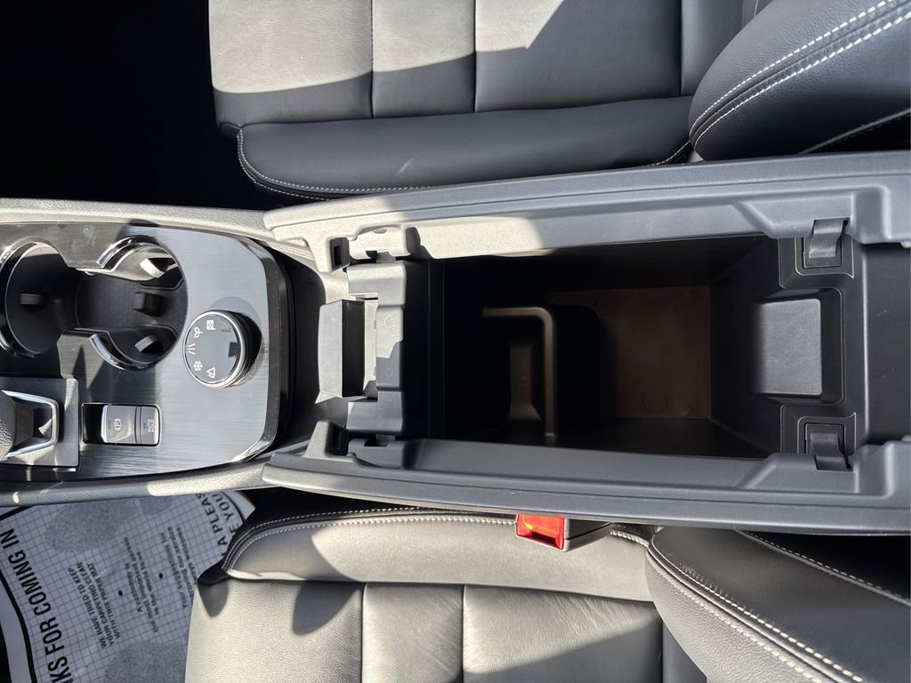 Used 2026 Nissan Rogue SL image 21