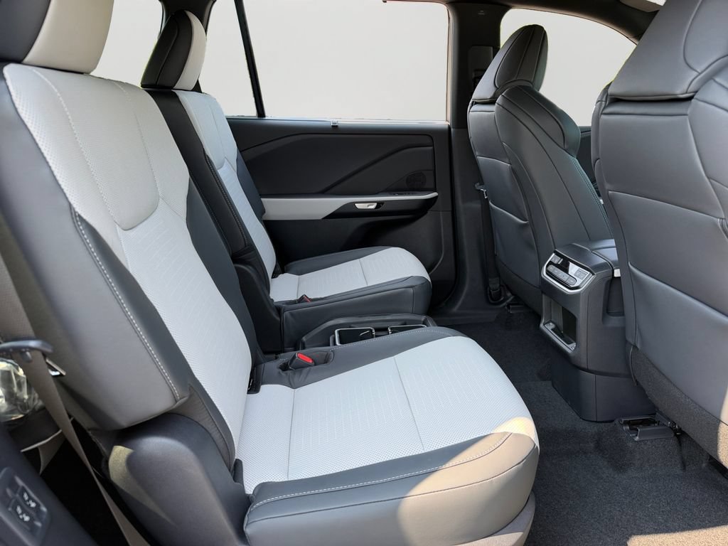 New 2026 Lexus TX 500h AWD image 6