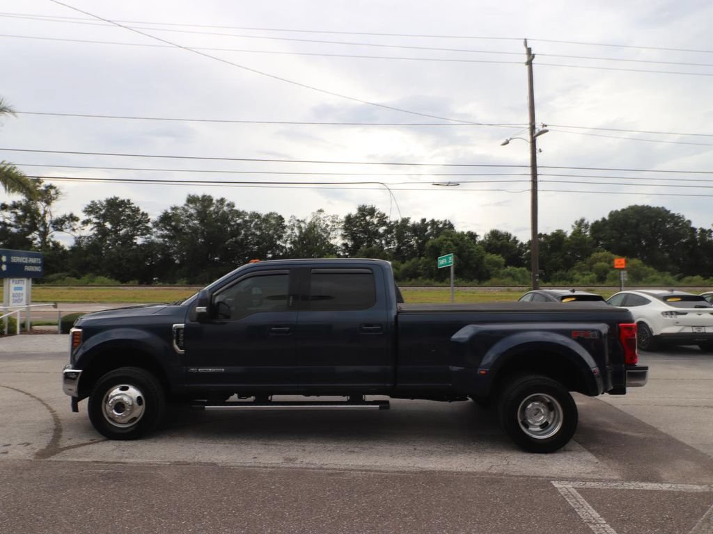 Used 2019 Ford F350 Lariat w/ Lariat Ultimate Package AWD/4WD image 8