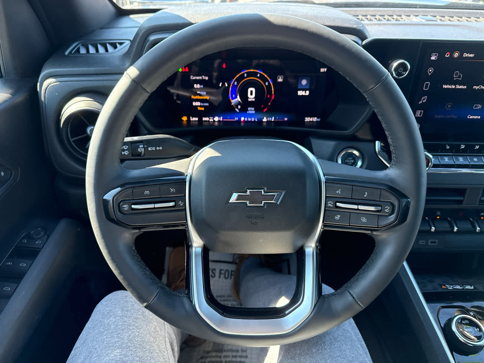 Certified 2025 Chevrolet Colorado Trail Boss w/ Off-Road Front Bumper Package image 15