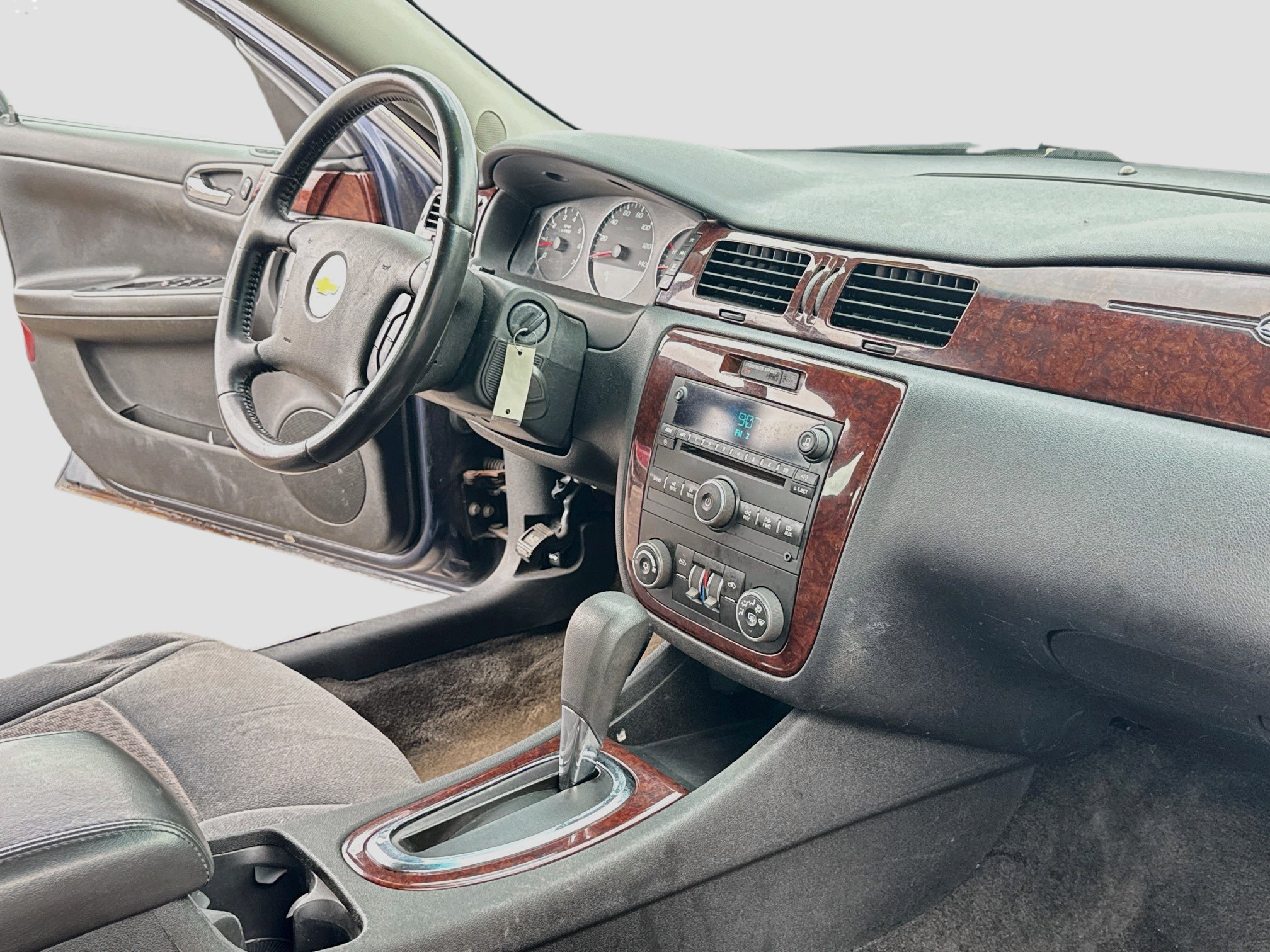 Used 2011 Chevrolet Impala LT FWD image 13