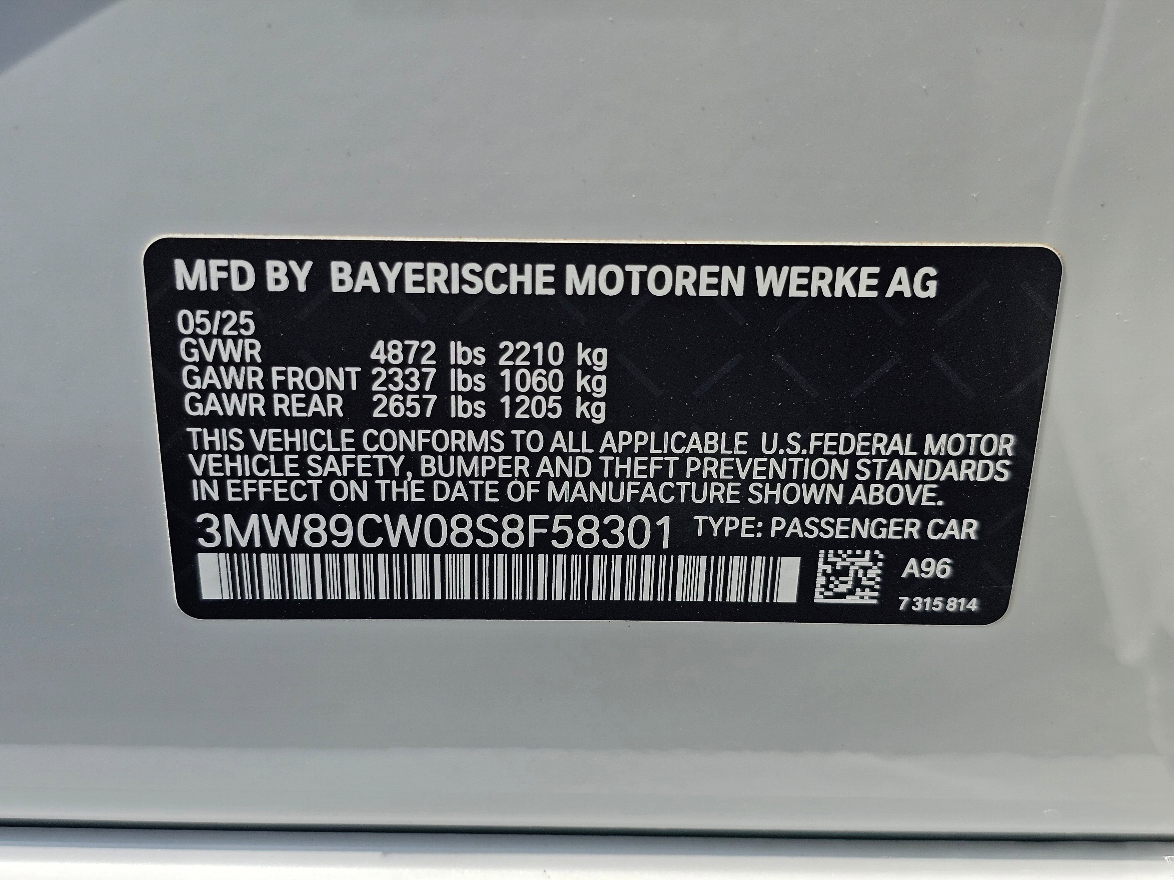 New 2025 BMW 330i xDrive Sedan w/ Premium Package image 30