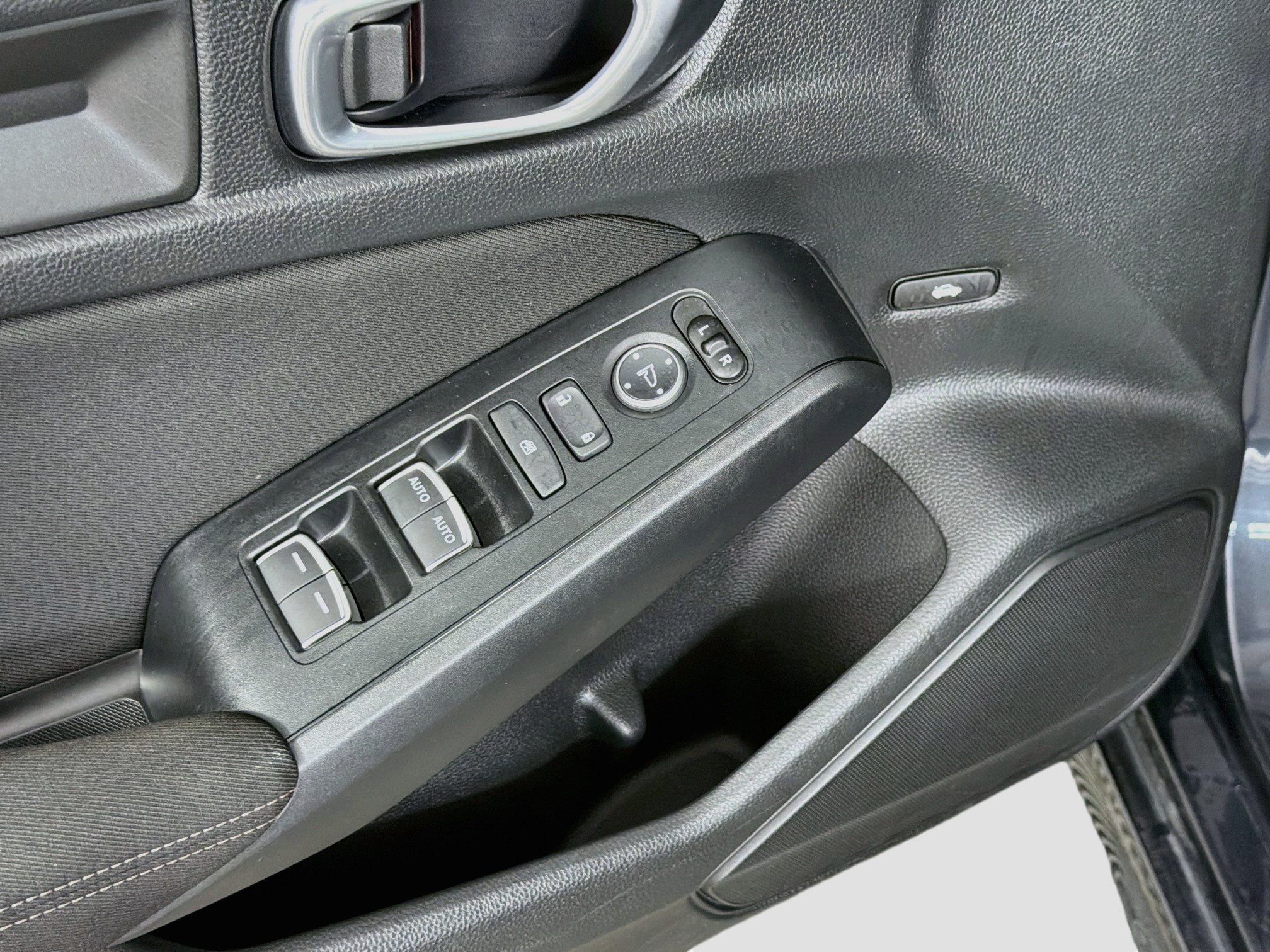 Used 2026 Honda Civic LX image 15
