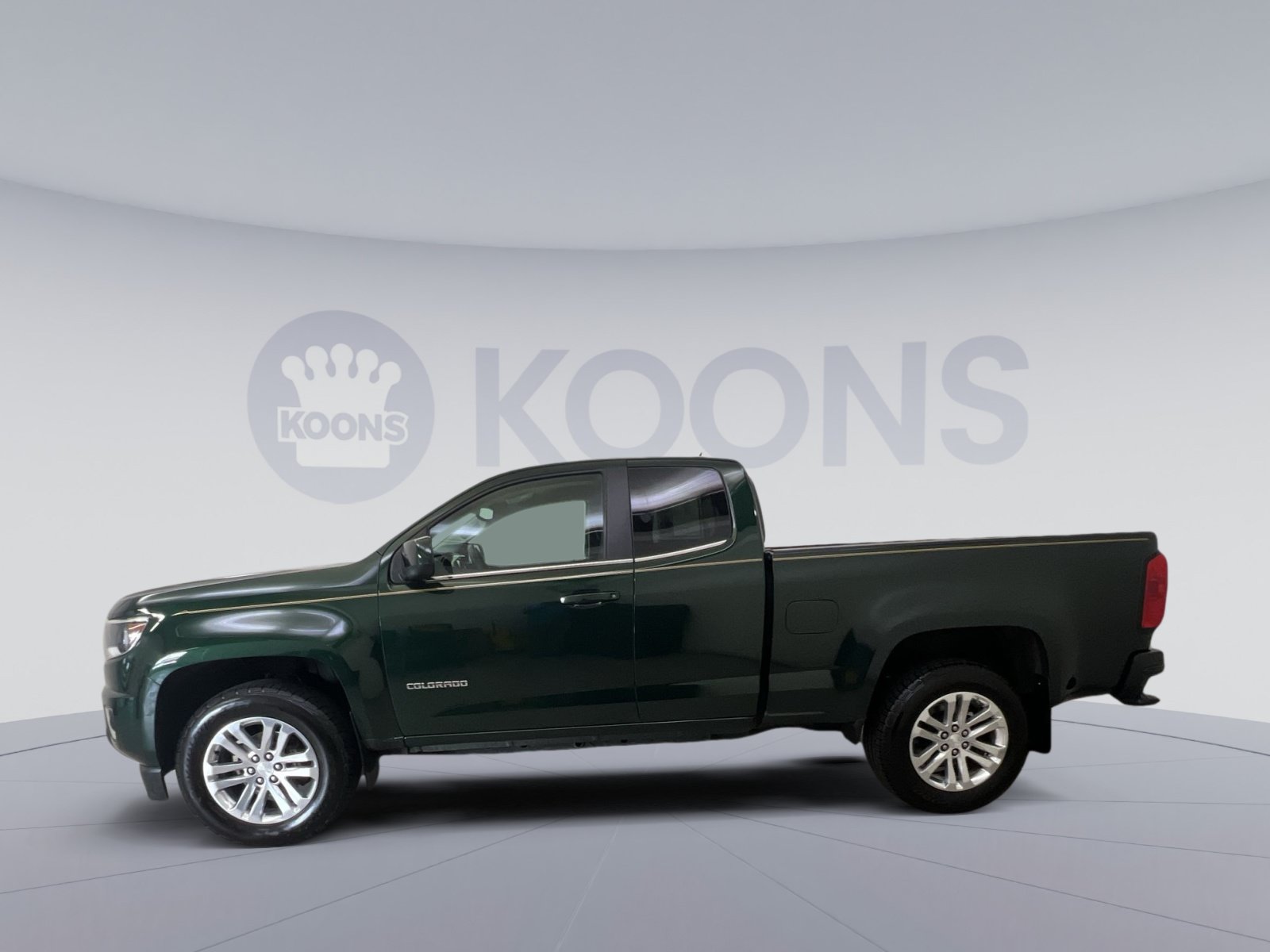 Used 2016 Chevrolet Colorado LT w/ LT Convenience Package RWD image 5