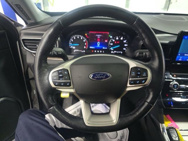 Used 2022 Ford Explorer Limited AWD/4WD image 12