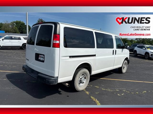Used 2023 Chevrolet Express 3500 LS RWD image 5