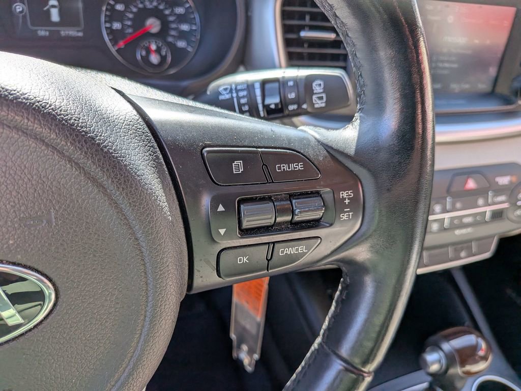 Used 2018 Kia Sorento LX image 16