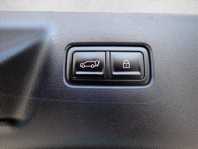 Used 2024 Hyundai Santa Fe SE AWD/4WD image 9