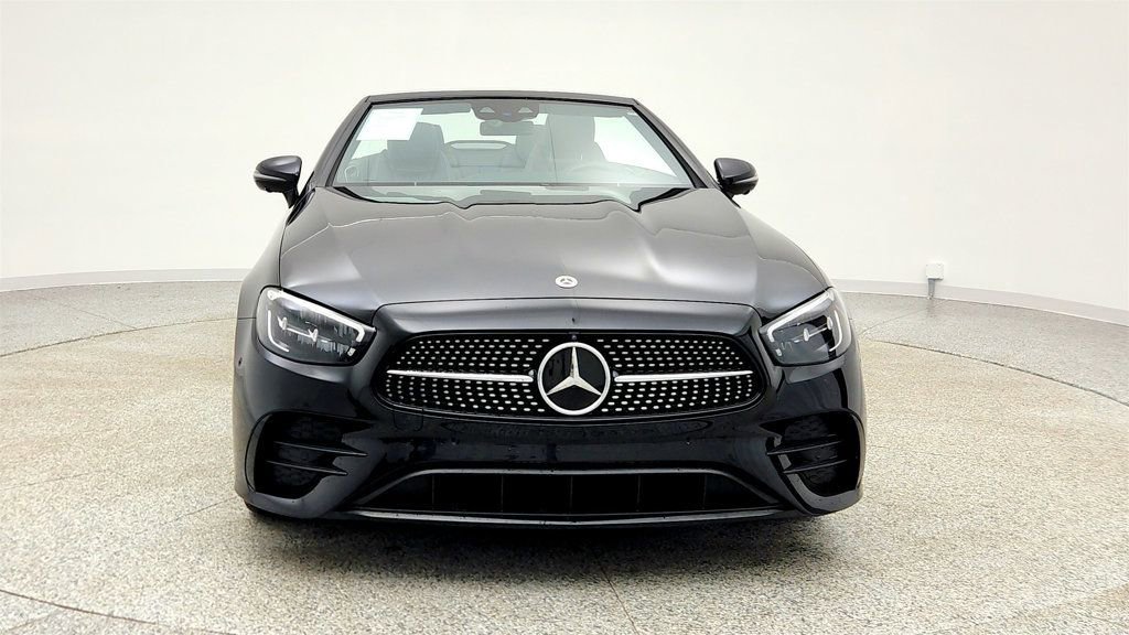 Used 2023 Mercedes-Benz E 450 Cabriolet image 2