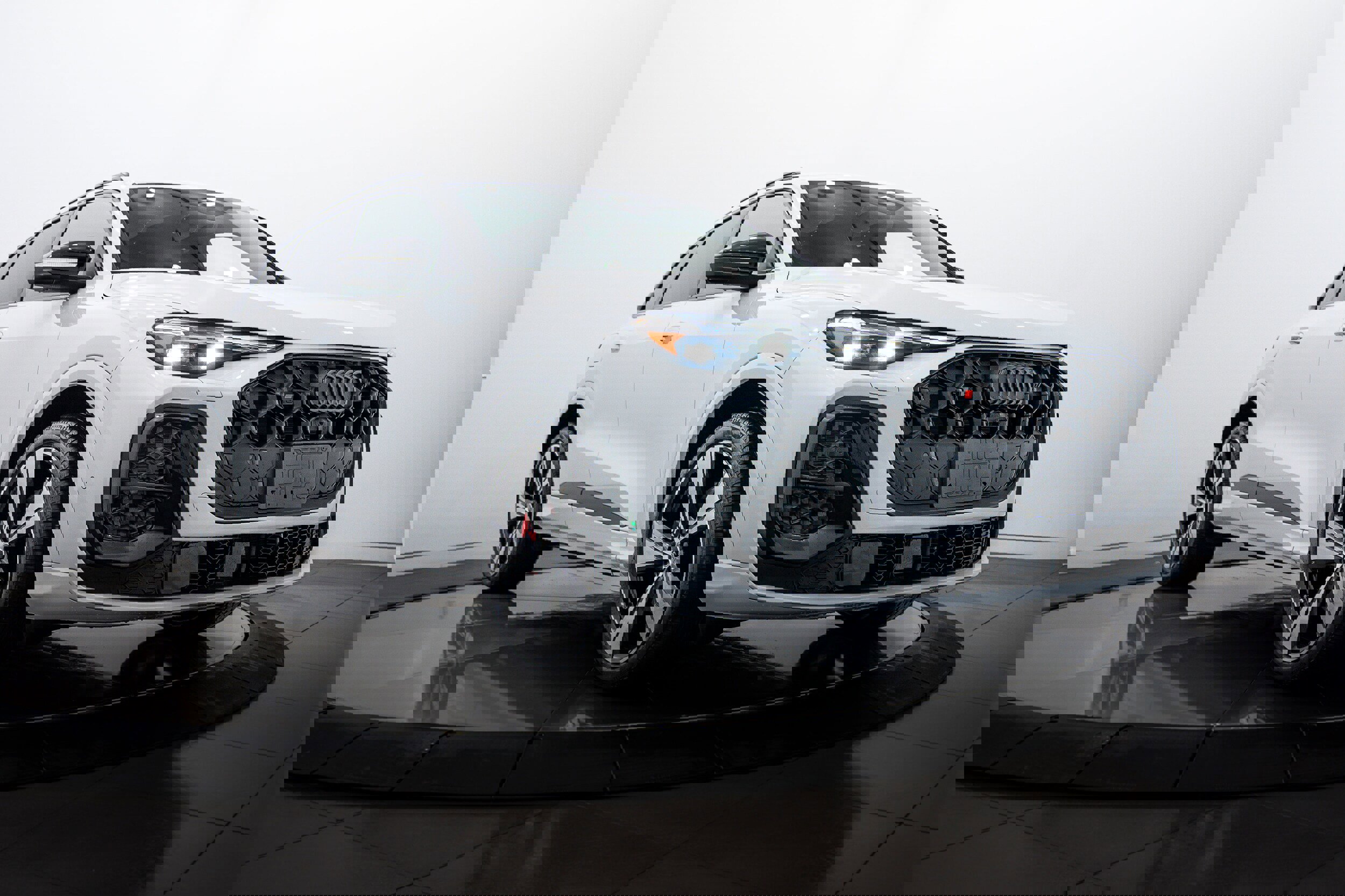 New 2025 Audi SQ5 Premium Plus image 1