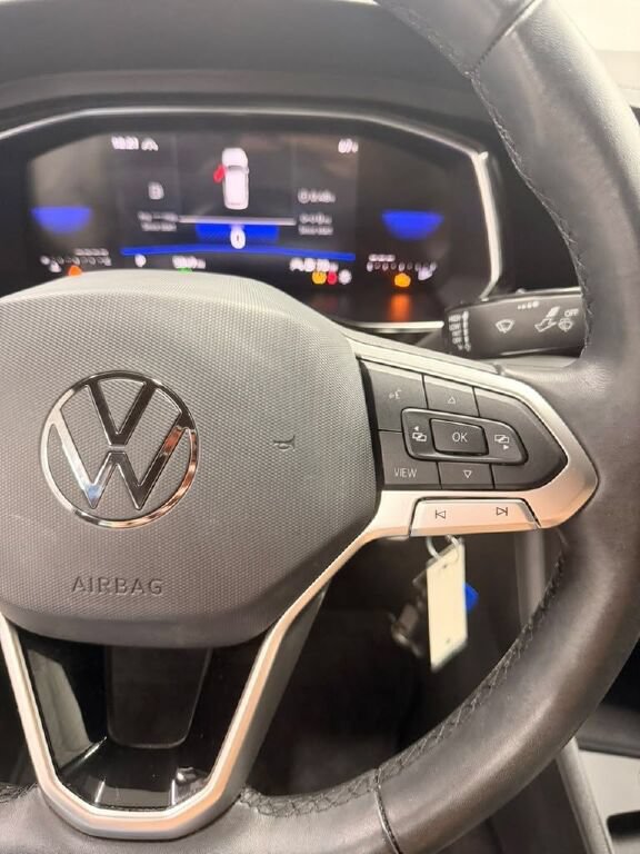 Used 2023 Volkswagen Jetta Sport FWD image 25