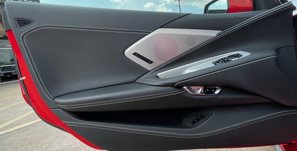 Used 2023 Chevrolet Corvette Stingray Premium Cpe w/ Z51 Performance Package image 31