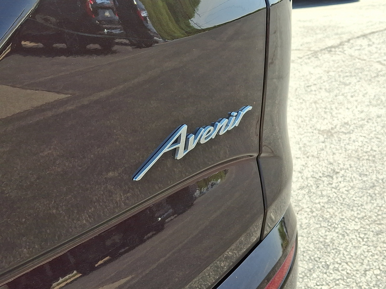 Used 2022 Buick Enclave Avenir w/ Avenir Technology Package AWD/4WD image 37