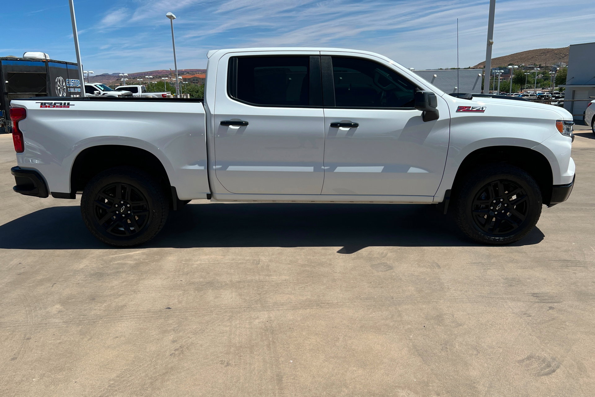 Used 2026 Chevrolet Silverado 1500 LT Trail Boss w/ Convenience Package II image 7