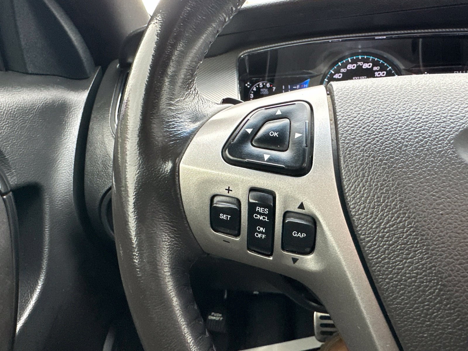 Used 2015 Ford Taurus SHO w/ Equipment Group 401A AWD/4WD image 46