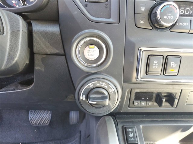 Certified 2024 Nissan Titan SV w/ SV Convenience Package image 23