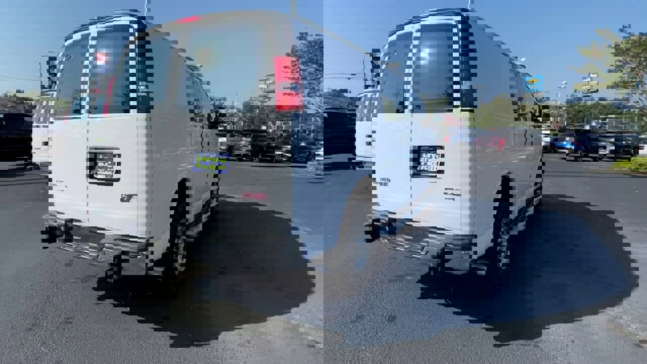 Used 2024 GMC Savana 2500 w/ Driver Convenience Package image 8