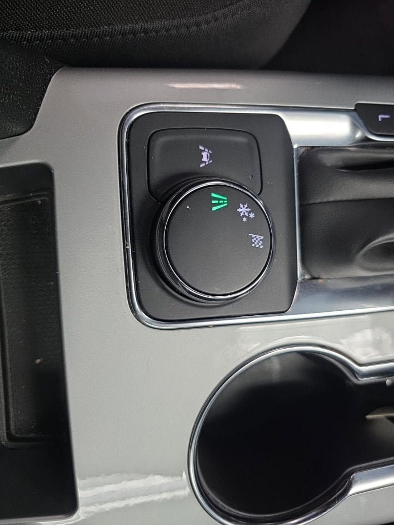 Certified 2025 Chevrolet Blazer LT FWD image 23