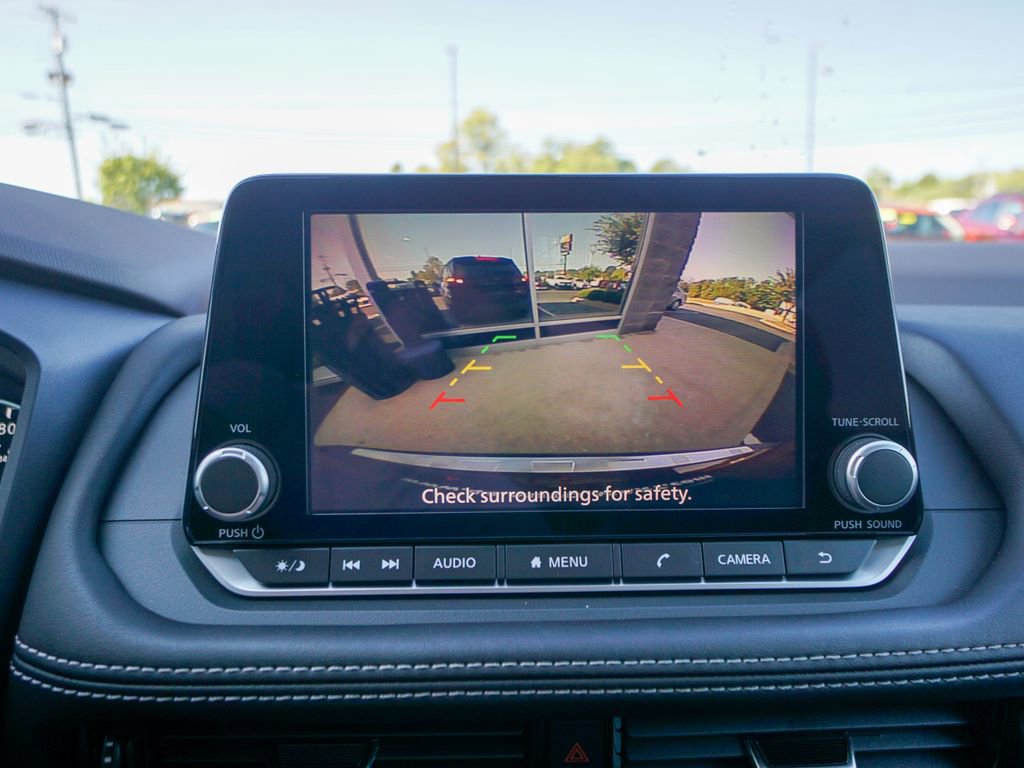 Used 2022 Nissan Rogue SV w/ SV Premium Package image 21