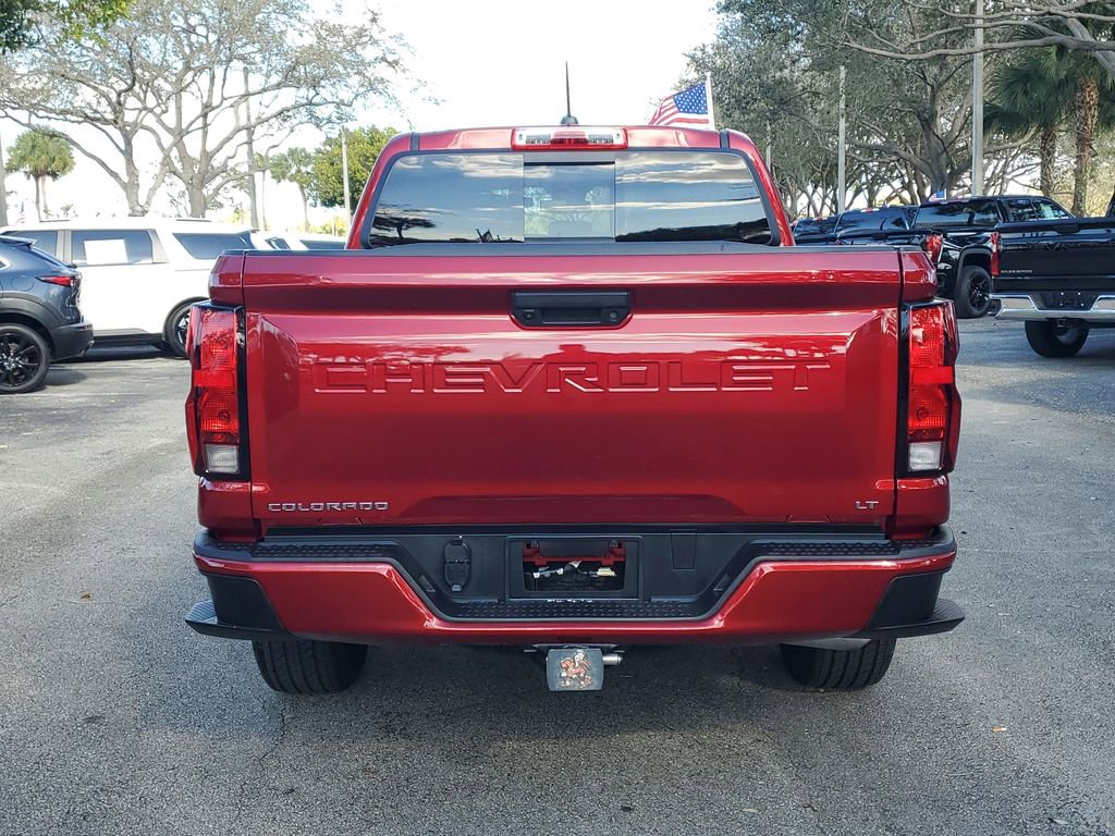 Used 2024 Chevrolet Colorado LT w/ LT Convenience Package image 5