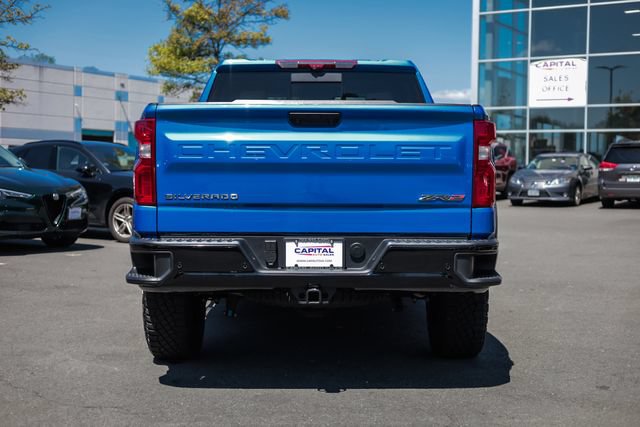 Used 2025 Chevrolet Silverado 1500 ZR2 w/ Technology Package AWD/4WD image 10