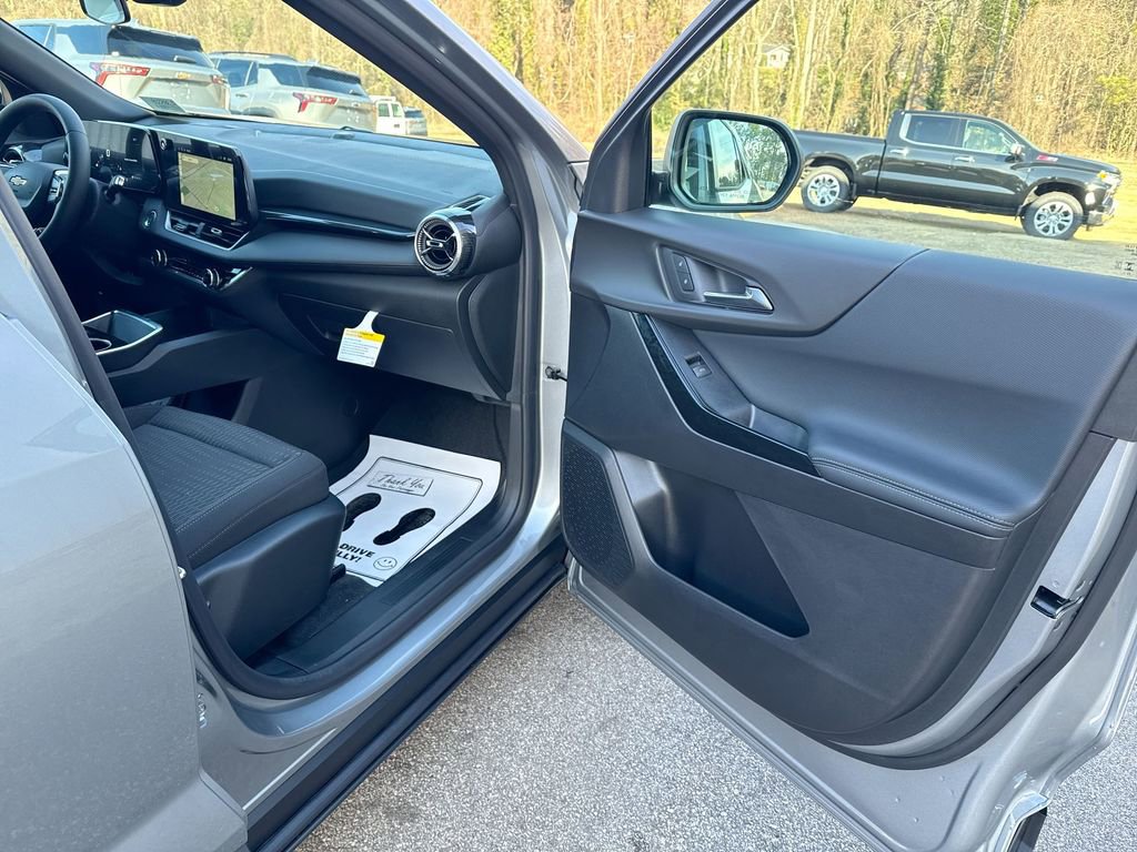 New 2026 Chevrolet Equinox LT image 30