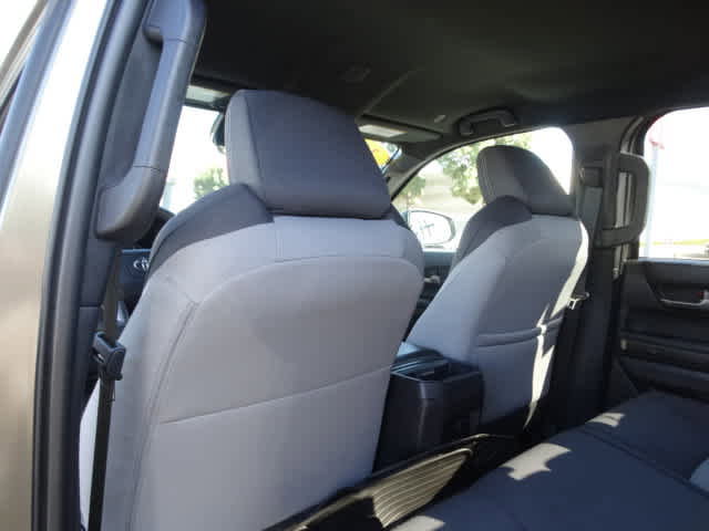 Used 2025 Toyota Tacoma TRD Off-Road AWD/4WD image 23