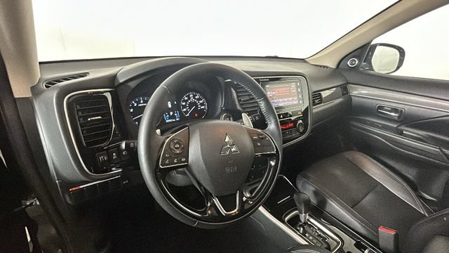 Used 2019 Mitsubishi Outlander GT AWD/4WD image 14