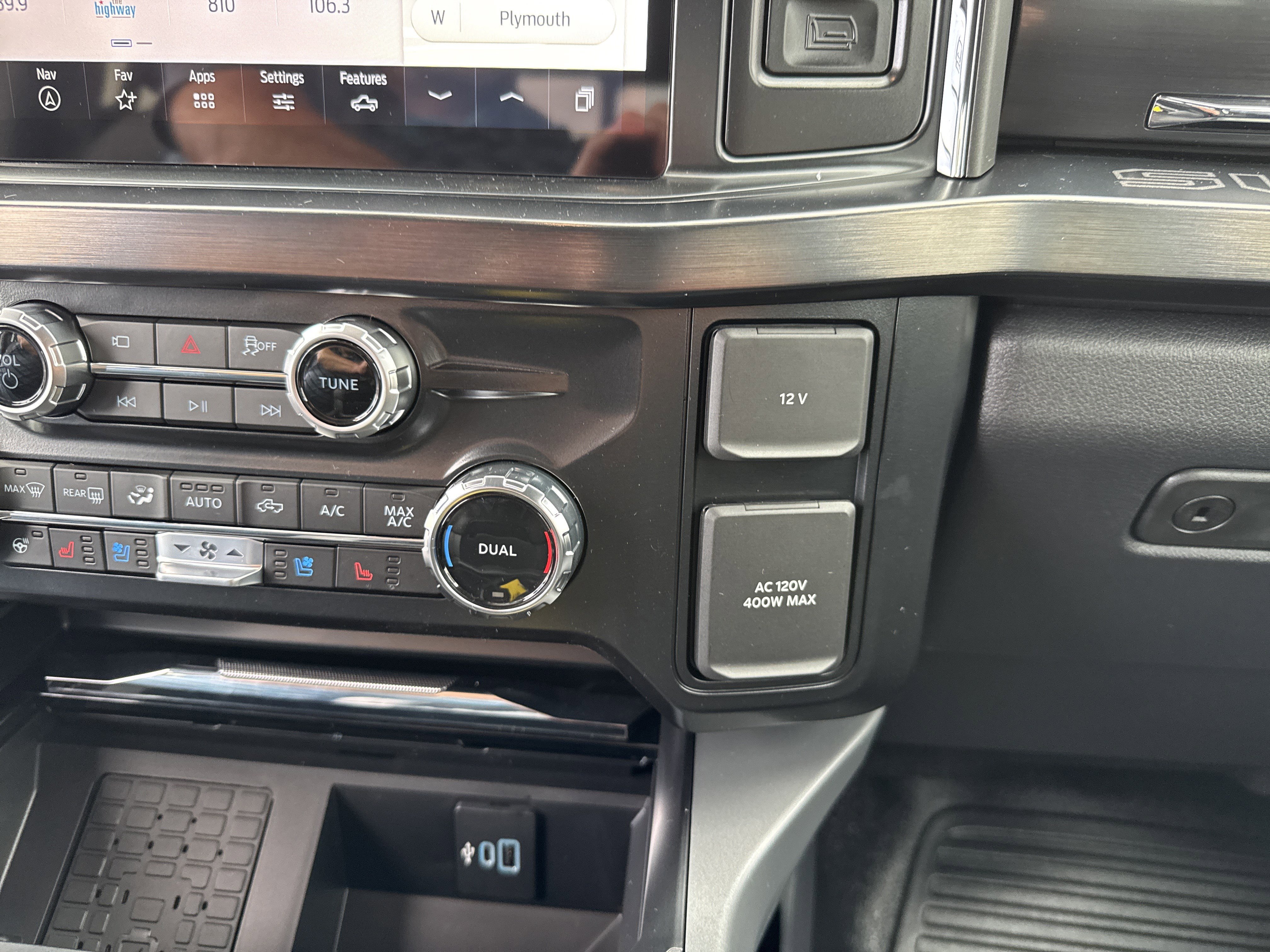 New 2026 Ford F350 Lariat w/ FX4 Off-Road Package image 38