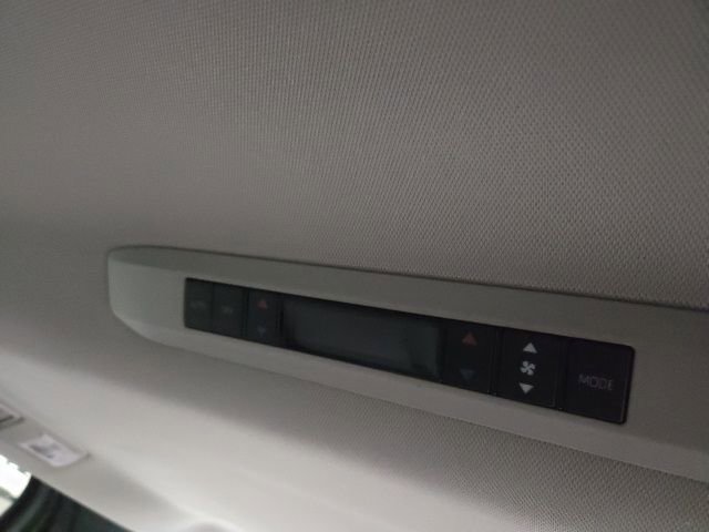 New 2026 Toyota Sienna XLE image 14