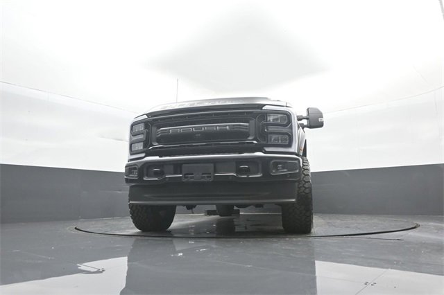 New 2026 Ford F250 Lariat w/ Black Appearance Package image 30