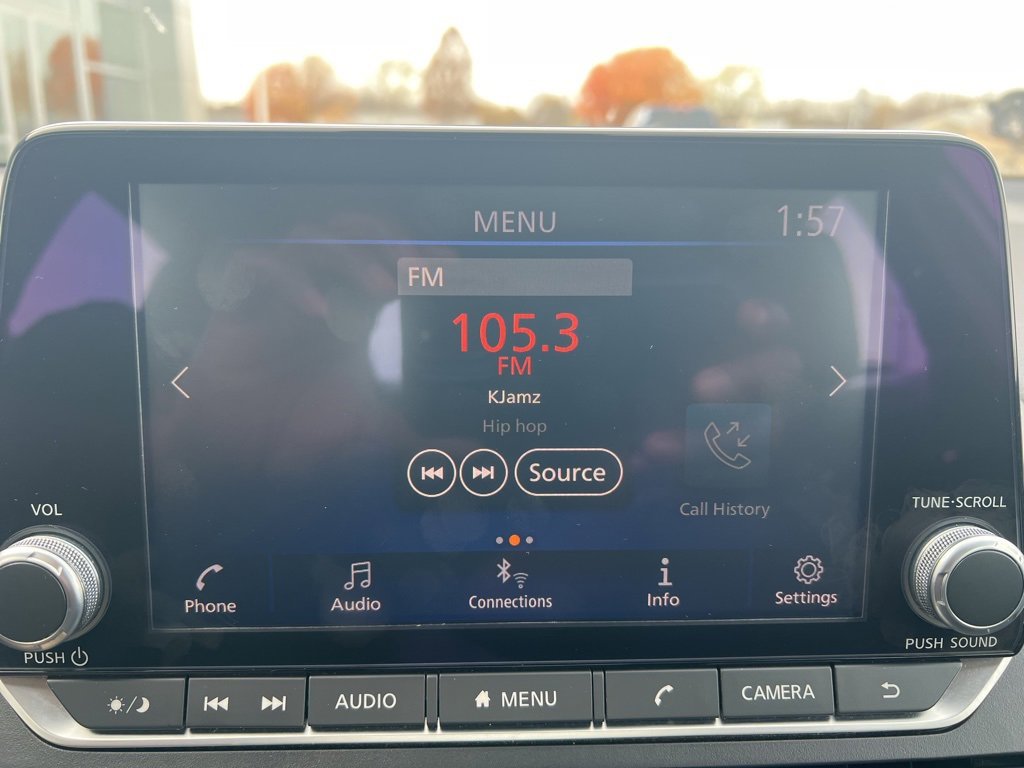 Used 2024 Nissan Altima 2.5 SV image 20