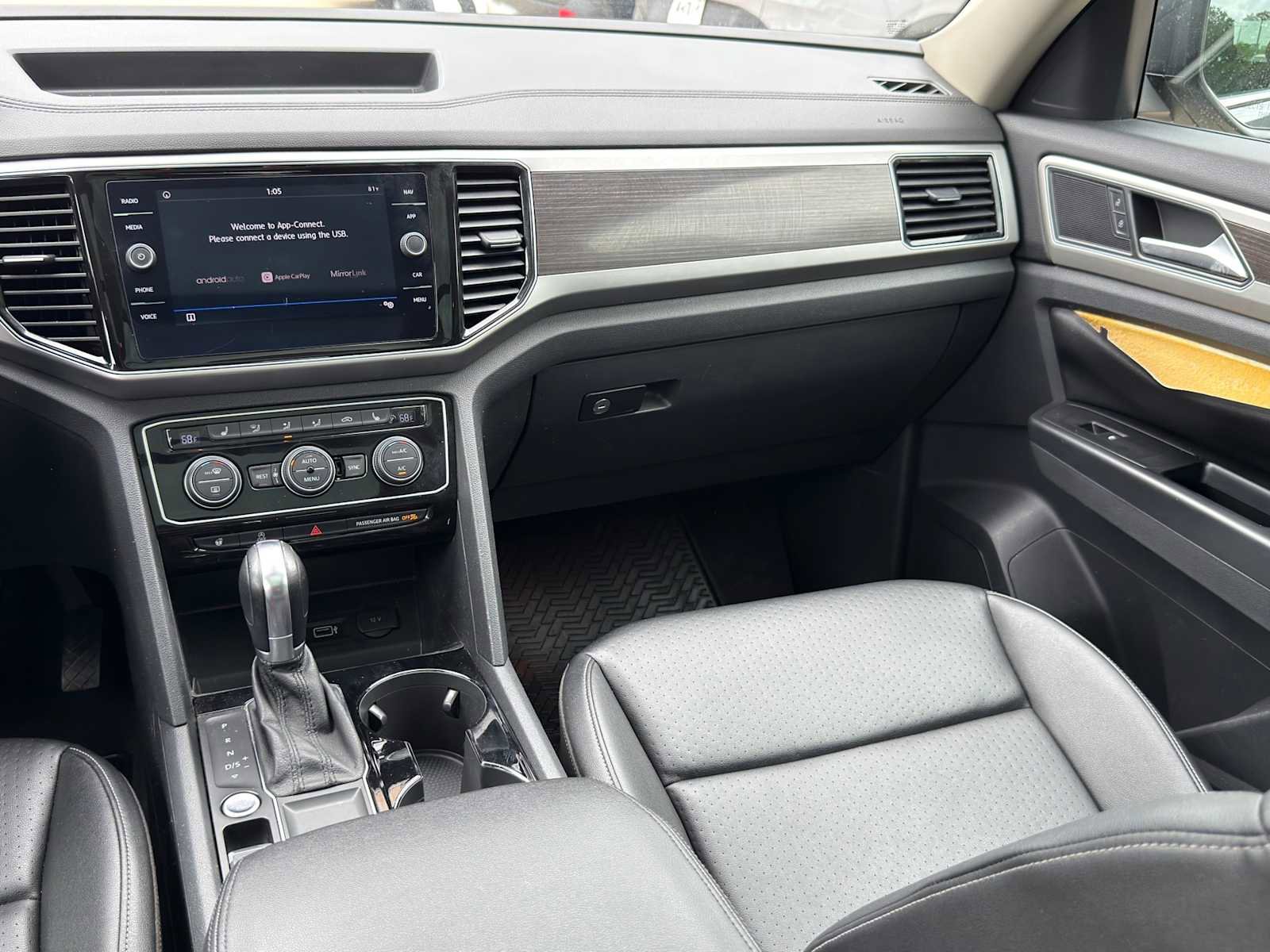 Used 2019 Volkswagen Atlas SEL FWD image 20