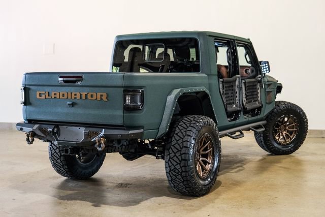 Used 2025 Jeep Gladiator Rubicon w/ Safety Group AWD/4WD image 38