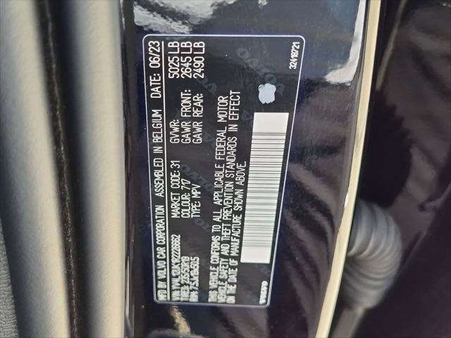 Certified 2024 Volvo XC40 B5 Core w/ Protection Package Premier AWD/4WD image 28