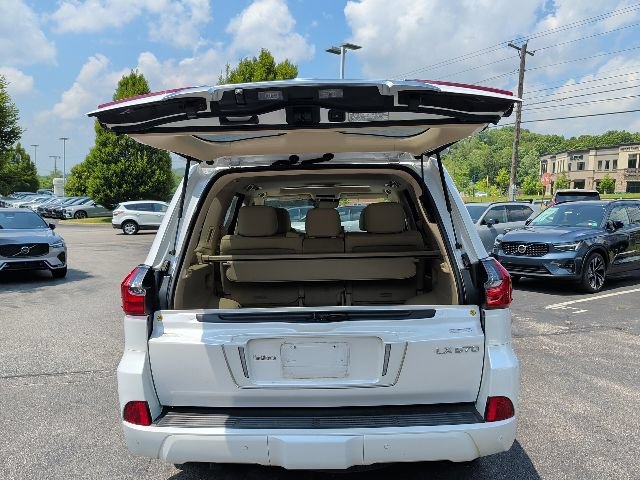 Used 2021 Lexus LX 570 4WD w/ Luxury Package image 8