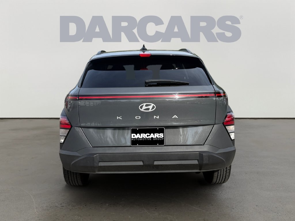 Used 2025 Hyundai Kona SEL FWD image 6