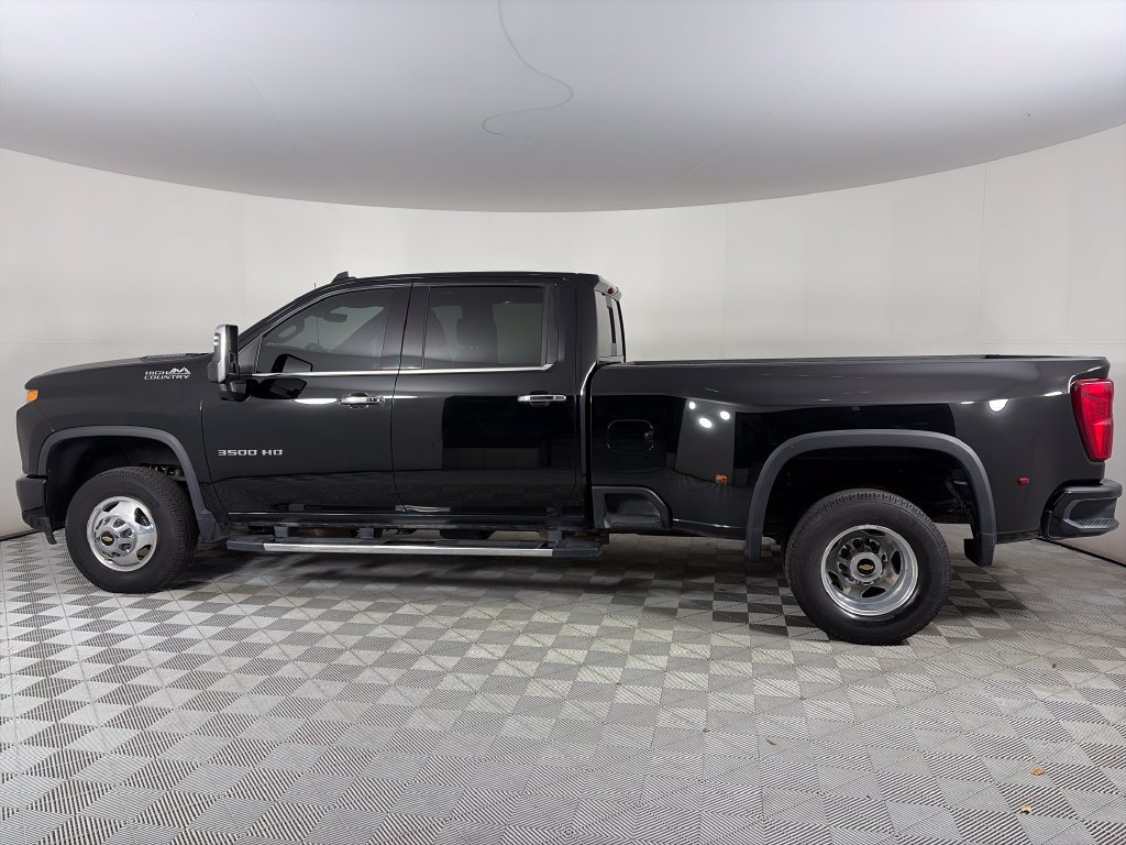 Used 2022 Chevrolet Silverado 3500 High Country AWD/4WD image 4
