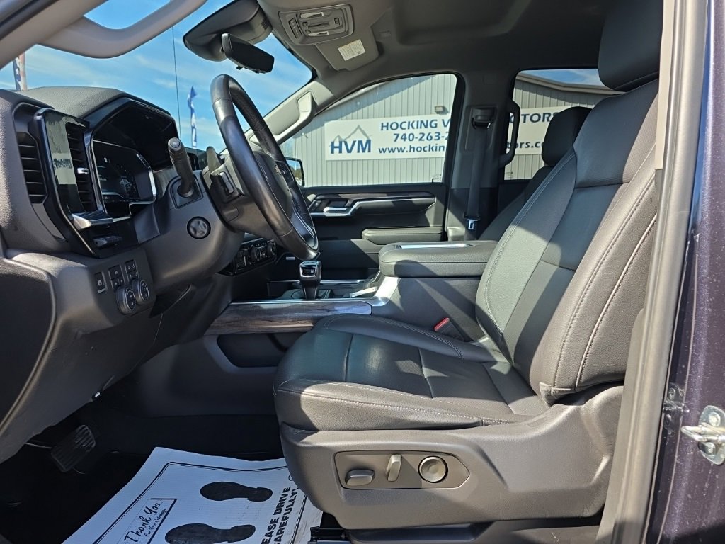 Used 2022 Chevrolet Silverado 1500 LTZ w/ Technology Package image 12