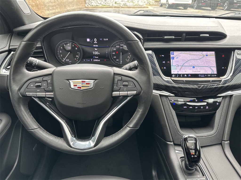 Used 2023 Cadillac XT6 Premium Luxury w/ Technology Package image 23
