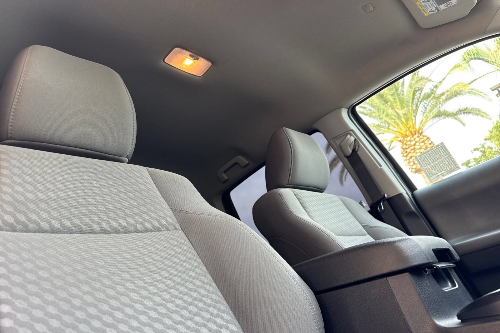 Used 2023 Toyota Tacoma SR AWD/4WD image 17