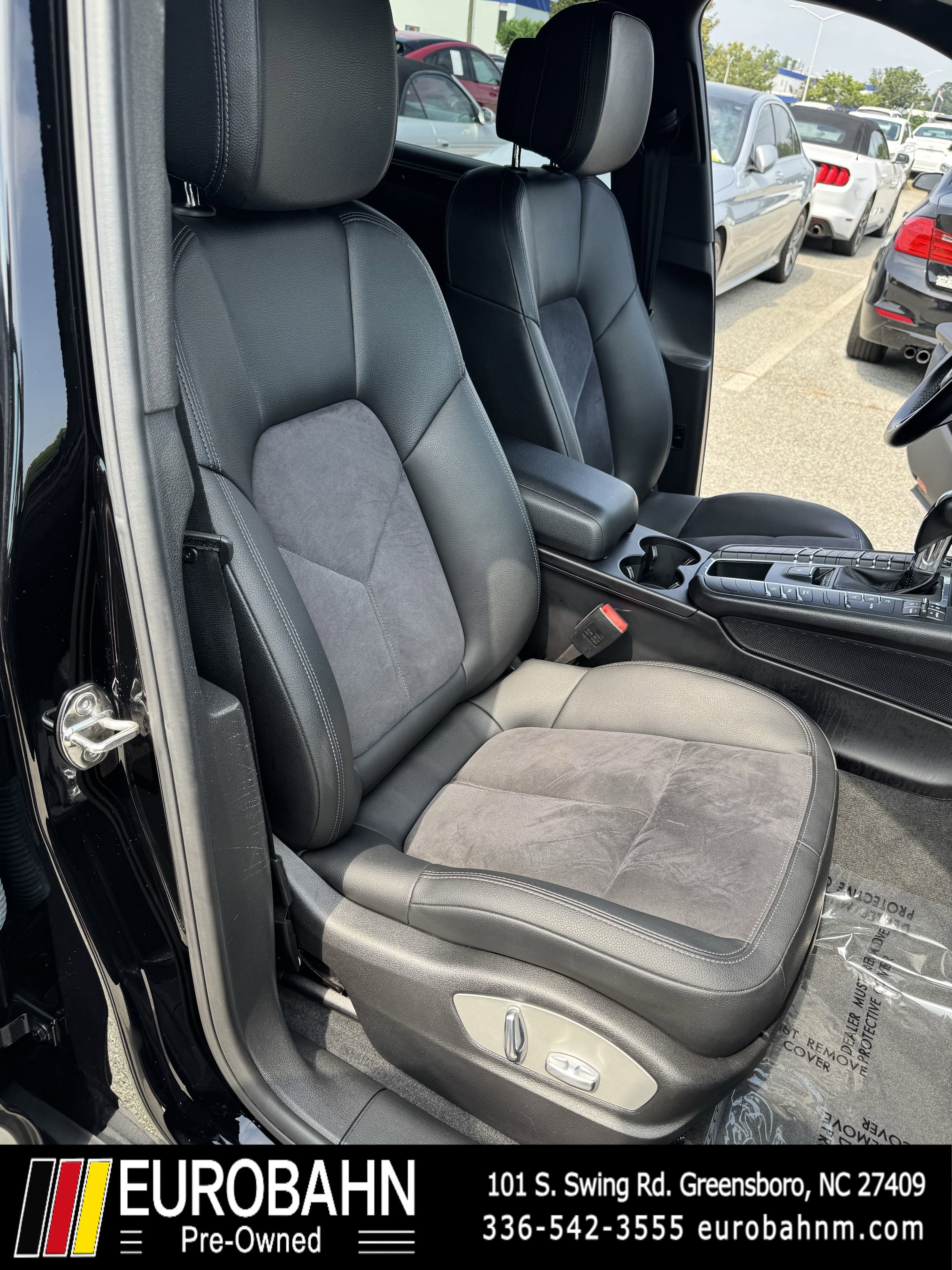 Used 2017 Porsche Macan image 17